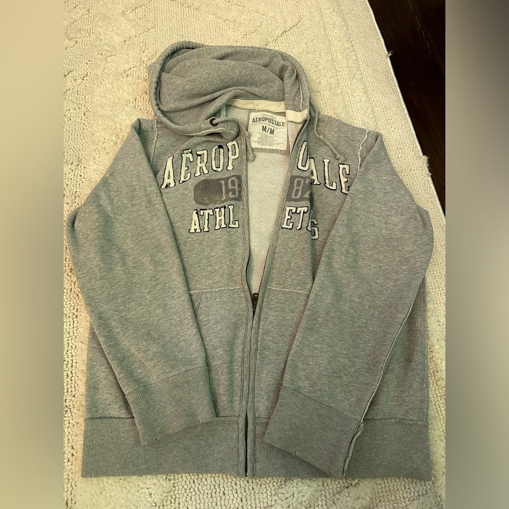 Super cute grey Aeropostale zip up jacket!